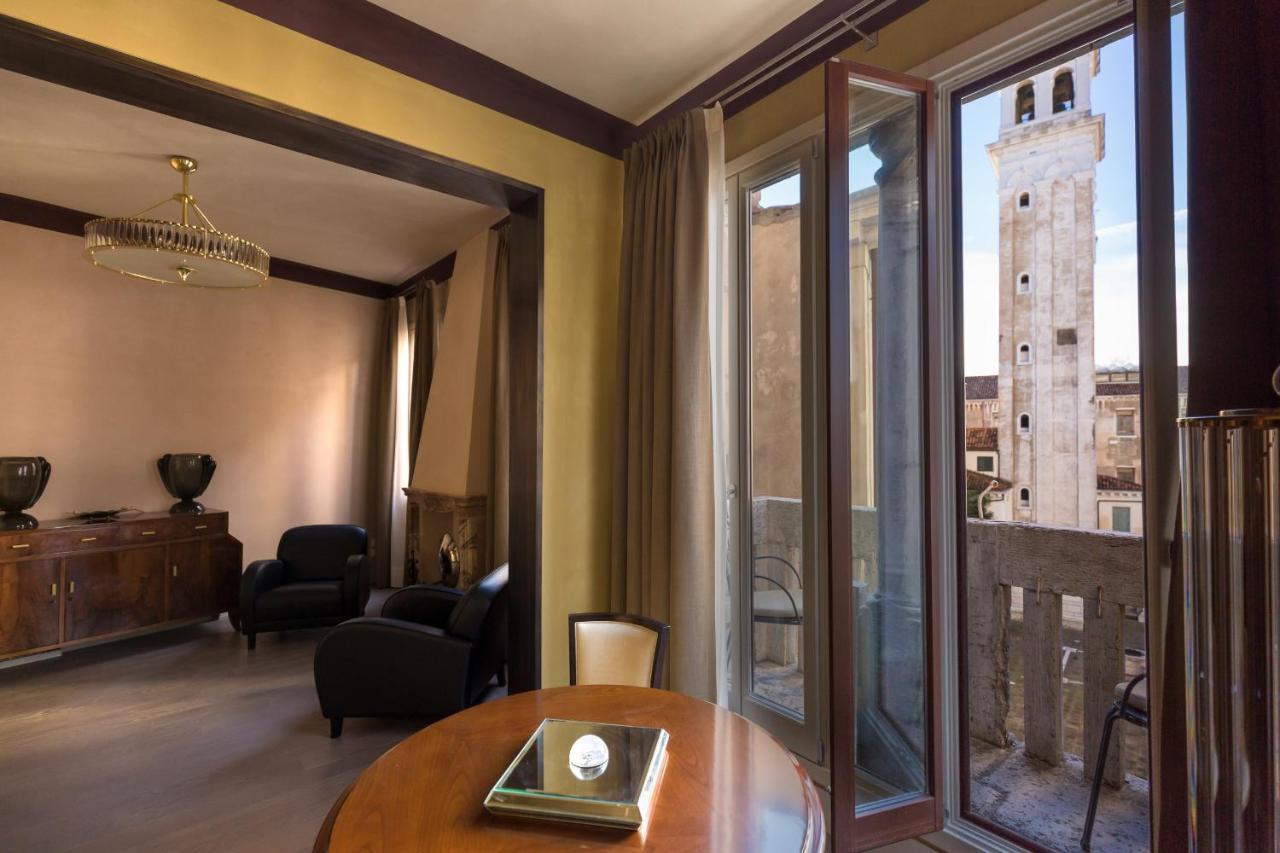 Liassidi Wellness Suites Венеция Экстерьер фото