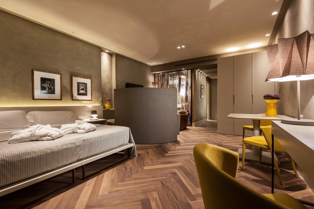 Liassidi Wellness Suites Венеция Номер фото